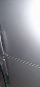 Frigorifero e forno da incasso.