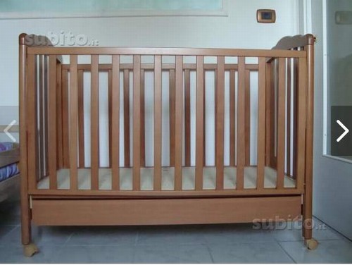 lettino e materasso bambini