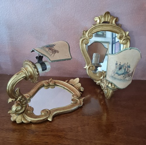 Coppia di piccole appliques d'antan ,cornice sagom