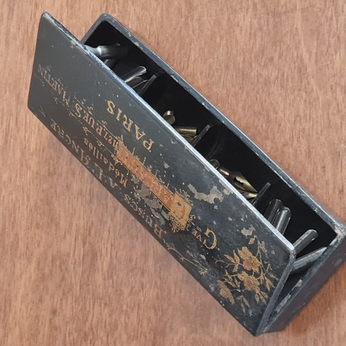 Antica scatola porta pennini scrittura  ,  frances